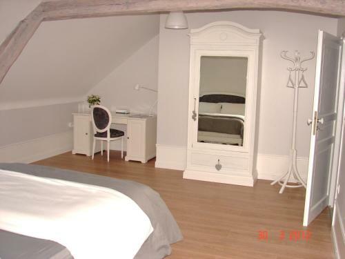 Bed & Breakfast Table Et Chambres D'h�tes Le Colombier