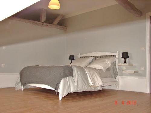 Bed & Breakfast Table Et Chambres D'h�tes Le Colombier