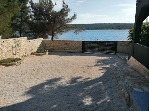 Apartman Jurjevic - Whole House With Yard And Parking