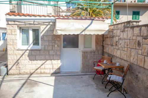 Apartments With Wifi Makarska - 6842