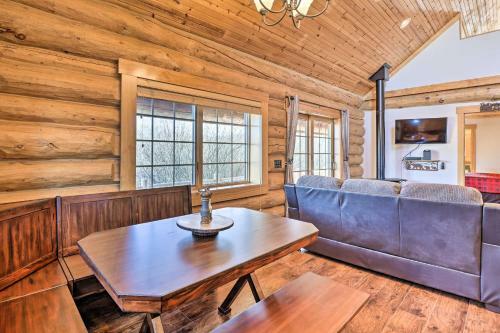 Idyllic Granby Cabin Perfect Family Getaway!
