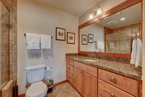 Apartamento Cozens Pointe I-101 Condo