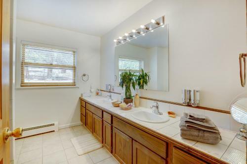 Secluded Rustic Dome With Majestic Views At Idaho Springs