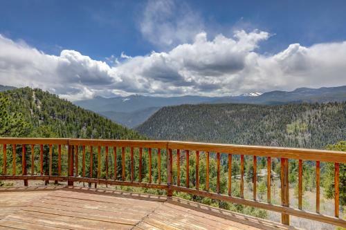Secluded Rustic Dome With Majestic Views At Idaho Springs