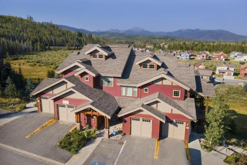 Apartamento Cozens Pointe B-301 Condo