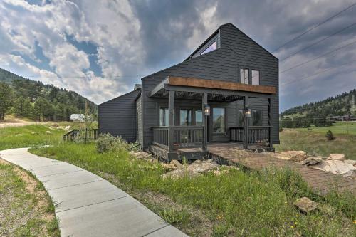 Modern Evergreen Duplex With Mountain Views!