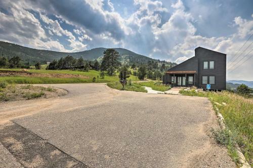Modern Evergreen Duplex With Mountain Views!