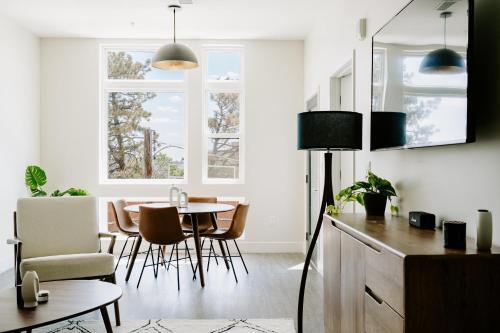 Mid Century Loft - Great View - Espadin Lohi