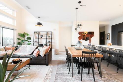 The Bandito Penthouse - Peloton - Espadin Lohi