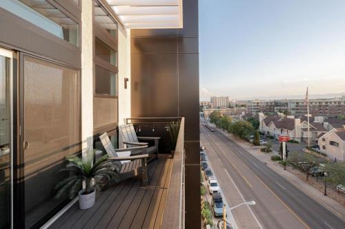 The Bandito Penthouse - Peloton - Espadin Lohi