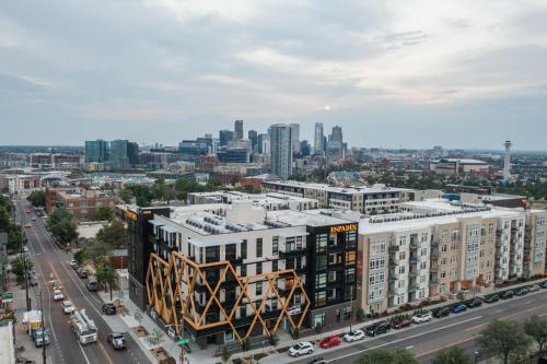 The Bandito Penthouse - Peloton - Espadin Lohi
