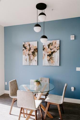 Classic Contemporary Lifestyle Loft - Espadin Lohi