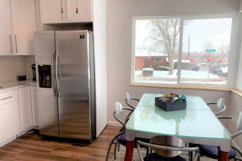 Apartamento 2 King Beds In Cool Upper Unit In Denver