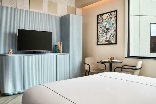 The Catbird Hotel