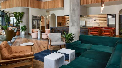 The Catbird Hotel