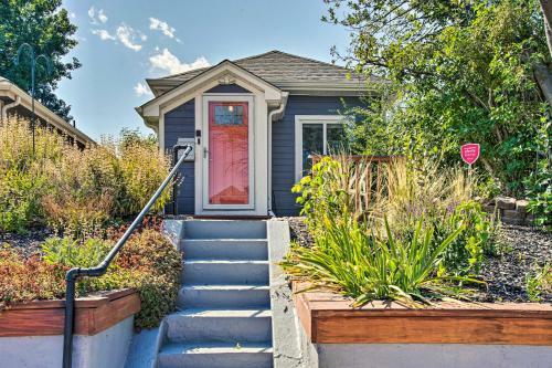 Modern House With Yard Less Than 7 Mi To Dtwn Denver!
