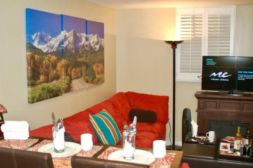 Apartamento Blue Bear Den 3br 2ba Dtc Private Apt Non Smoking