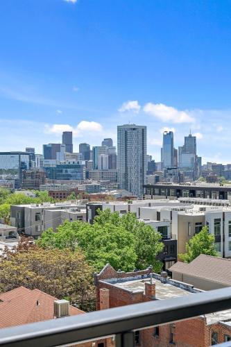 A Denver Skyline State Of Mind - Espadin Lohi
