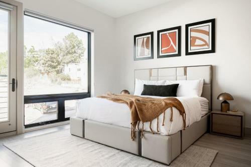 Walk To Gameday - Jefferson Park Condo - Tesoro