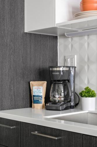 Natural Influence - Modern Living - Espadin Lohi