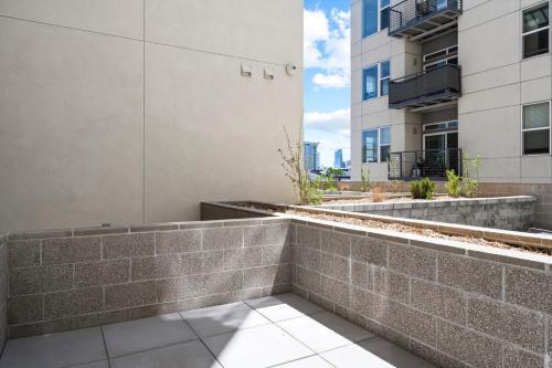 Mojave Lifestyle Modern Studio - Espadin Lohi