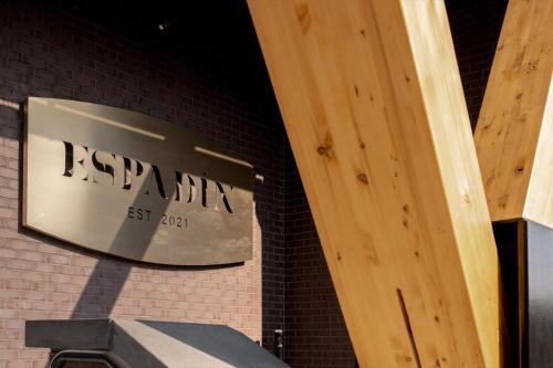 Skyline Blue Modern Loft - Espadin Lohi