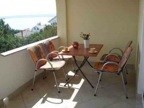 Apartments In Dramalj 39030