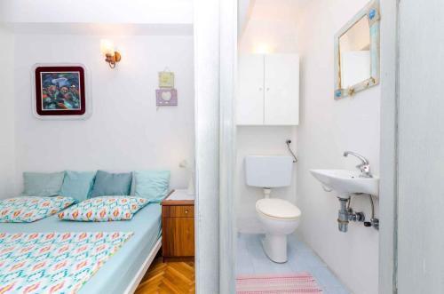 Apartment In Dramalj 39394