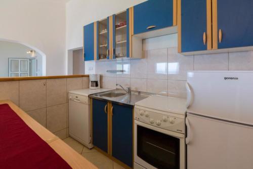 Apartments In Dramalj 41214