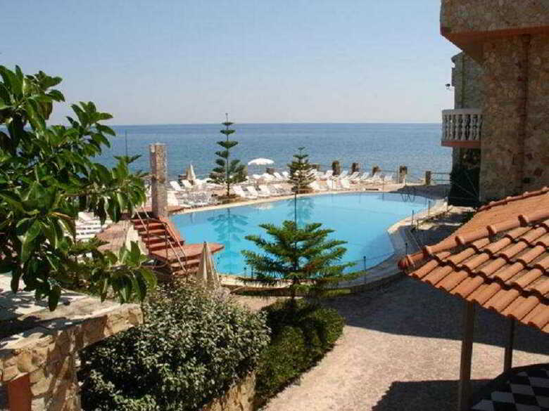 Hotel La Playa Blanca