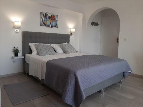 Hostal Apartmans And Rooms Petra