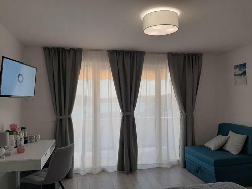 Hostal Apartmans And Rooms Petra