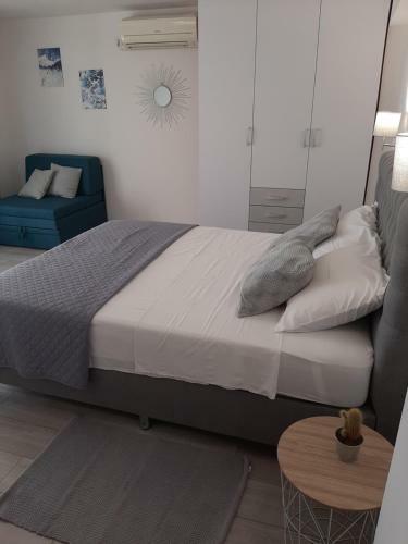 Hostal Apartmans And Rooms Petra