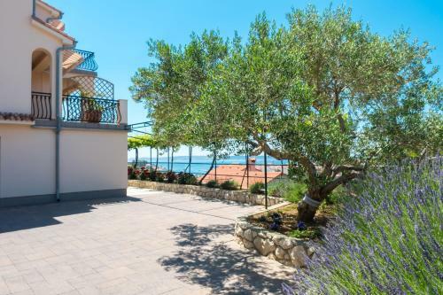 Apartamentos Maris