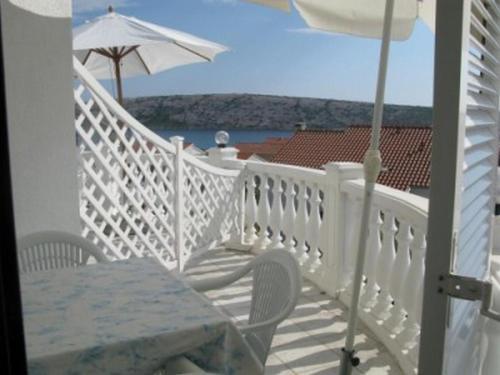 Apartments With A Parking Space Barbat, Rab - 16816