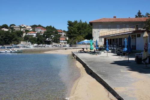 Apartments With A Parking Space Palit, Rab - 18900