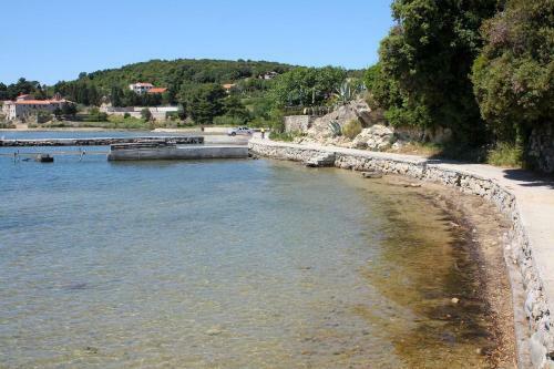 Apartments With A Parking Space Palit, Rab - 18900