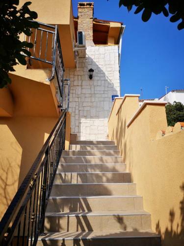 Apartamentos Lux Attic Old Town Rab