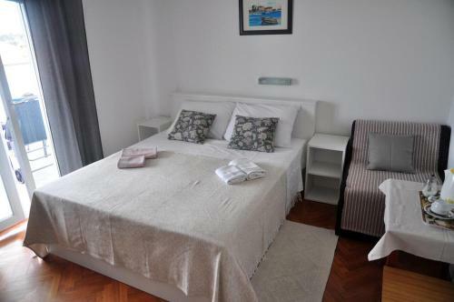 Hostal Rooms By The Sea Rab - 18786