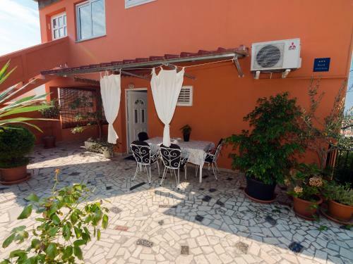 Apartment Eneja