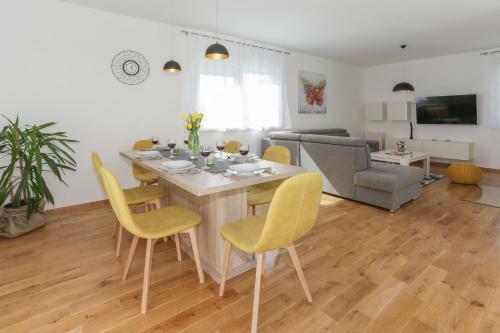 Villa Life - New And Luxury Holiday House