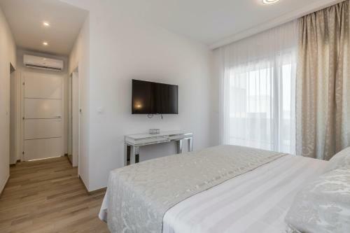Luxurious Villa Meri