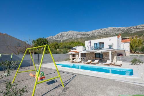 Villa Vila Petra Divine S Grijanim Bazenom