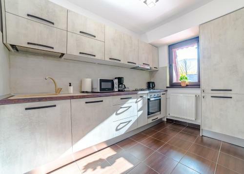 Mikras Luxury Apartment