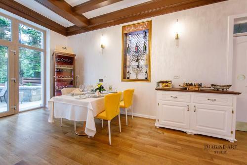 Hotel Movili?a Residence