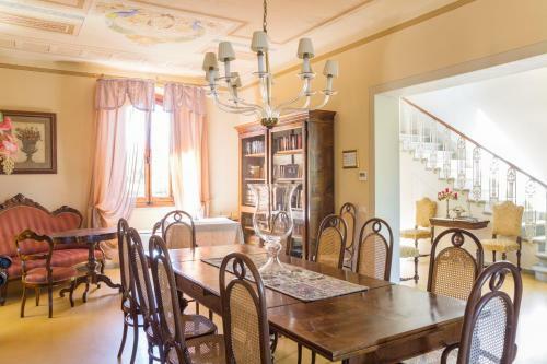 Bed & Breakfast Villa Sestilia Guest House