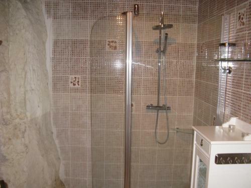 Hostal Les Troglos De Beaulieu