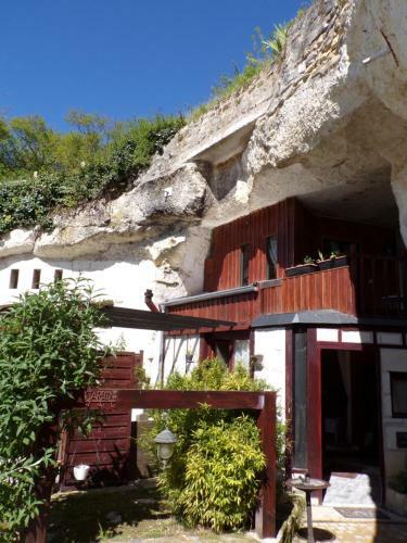 Hostal Les Troglos De Beaulieu