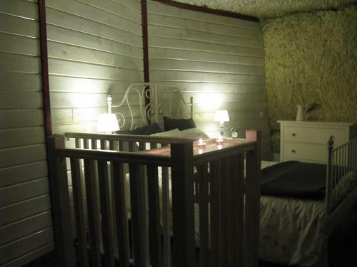 Hostal Les Troglos De Beaulieu