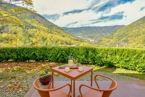 Agroturismo Solar Da Castanha - Forest House